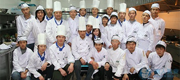 好吊操三级片偷偷操中餐学员上课花絮